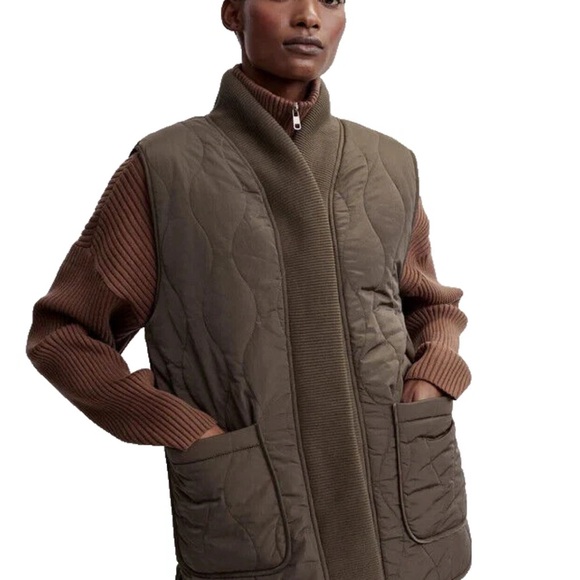 Varley Jackets & Blazers - Varley Covey Quilted Reversible Vest